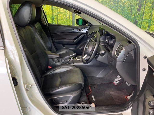 Mazda AXELA SPORT 2016-09 8796560-7