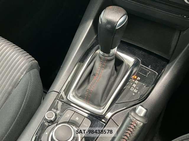 Mazda AXELA SPORT 2015-11 8796559-10