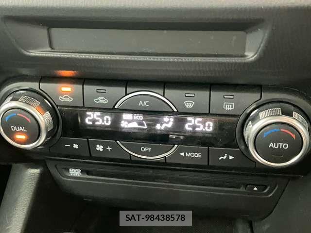 Mazda AXELA SPORT 2015-11 8796559-11