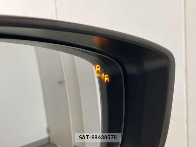 Mazda AXELA SPORT 2015-11 8796559-2