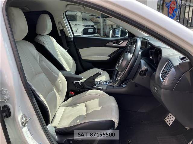 Mazda AXELA SPORT 2016-07 8796561-10