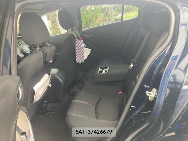Mazda AXELA SPORT 2017-06 8830115-10