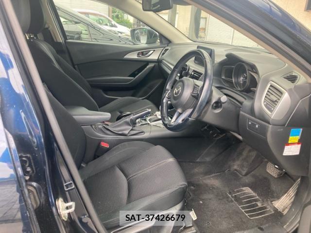 Mazda AXELA SPORT 2017-06 8830115-7