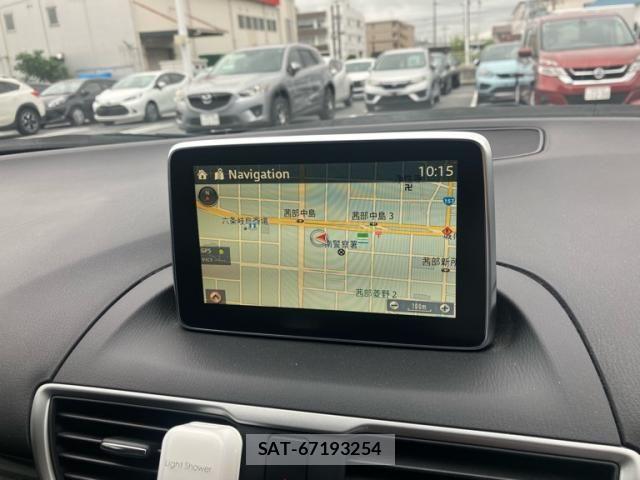Mazda AXELA SPORT 2014-03 8830124-16