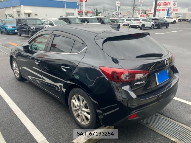 Mazda AXELA SPORT 2014-03 8830124-3