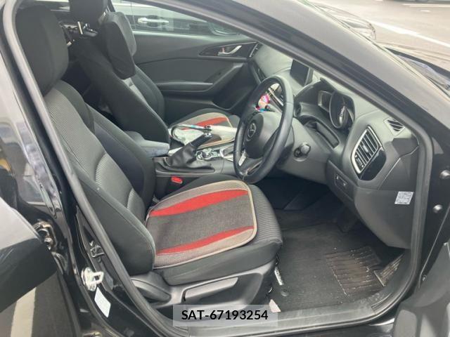 Mazda AXELA SPORT 2014-03 8830124-8