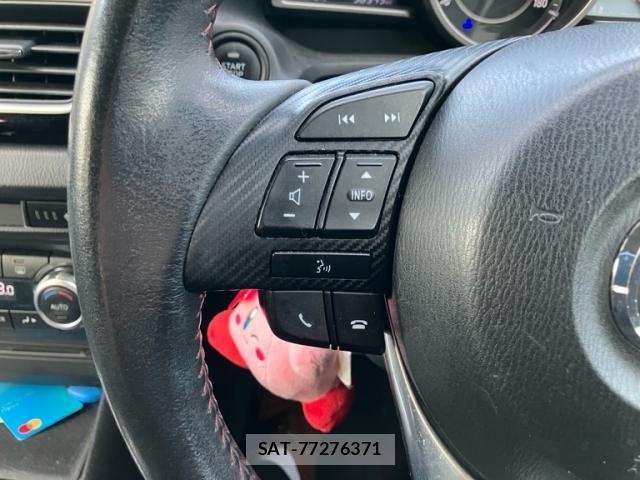 Mazda AXELA SPORT 2013-11 8830123-18