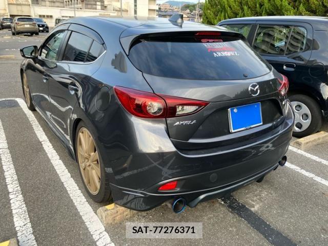 Mazda AXELA SPORT 2013-11 8830123-7