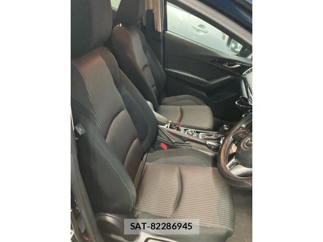 Mazda AXELA SPORT 2014-06 8830125-7