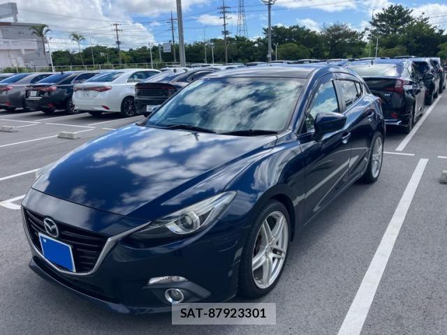 Mazda AXELA SPORT 2014-02 8830126-0