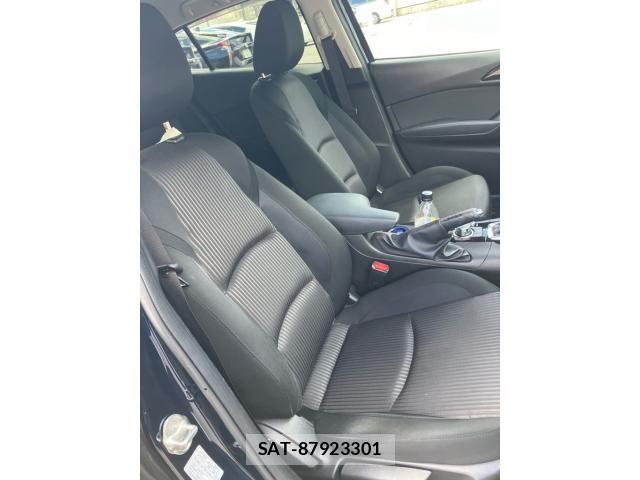 Mazda AXELA SPORT 2014-02 8830126-16