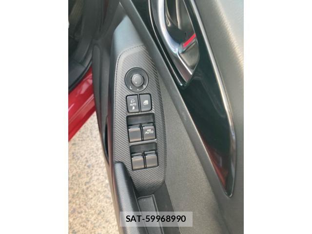 Mazda AXELA SPORT 2016-03 8830118-15