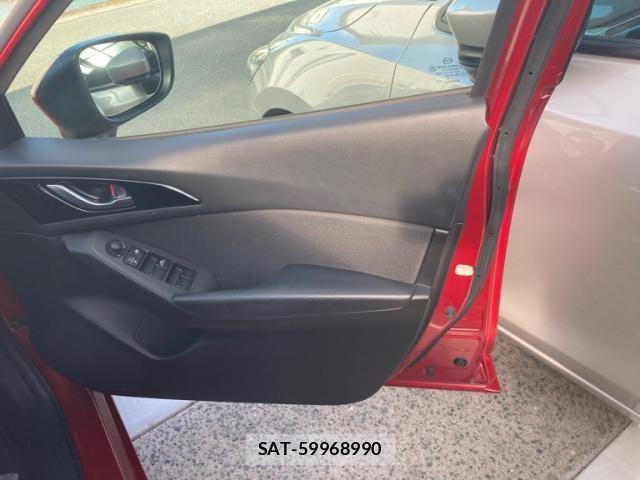 Mazda AXELA SPORT 2016-03 8830118-16