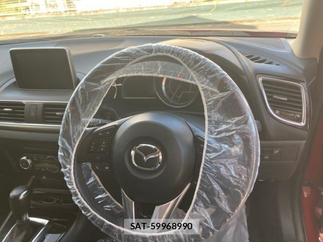 Mazda AXELA SPORT 2016-03 8830118-21