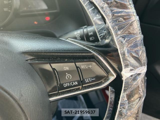 Mazda AXELA SPORT 2018-04 8849693-13