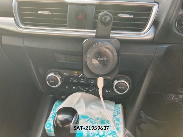 Mazda AXELA SPORT 2018-04 8849693-20