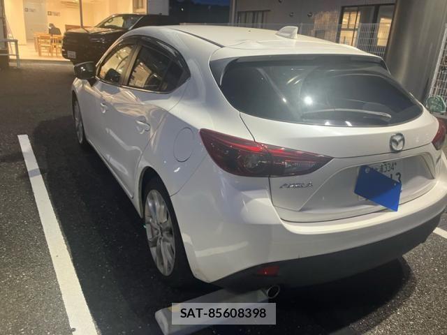 Mazda AXELA SPORT 2014-08 8849696-3