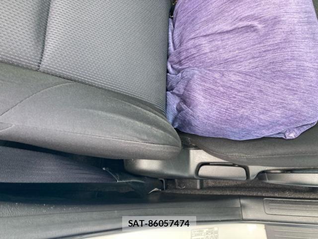 Mazda AXELA SPORT 2010-04 8849699-12