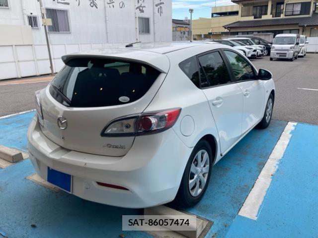 Mazda AXELA SPORT 2010-04 8849699-2