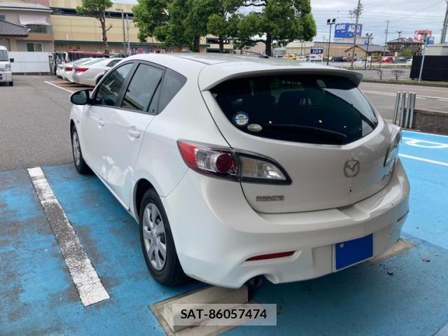 Mazda AXELA SPORT 2010-04 8849699-3