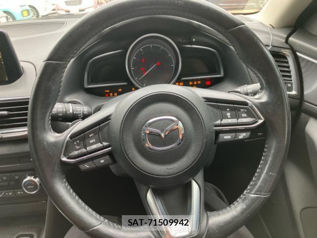 Mazda AXELA SPORT 2016-09 8849285-15