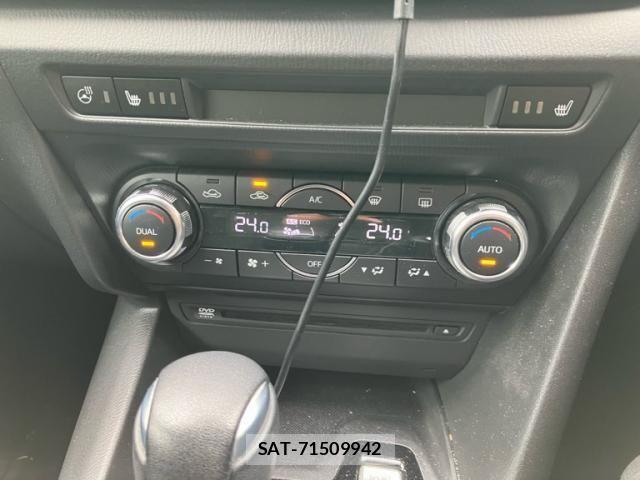 Mazda AXELA SPORT 2016-09 8849285-17