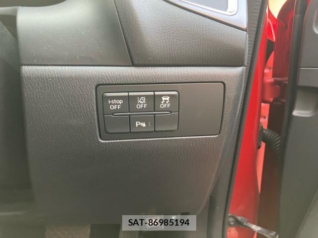 Mazda AXELA SPORT 2017-09 8849695-17