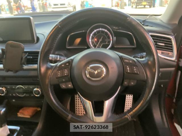 Mazda AXELA SPORT 2013-11 8849698-6