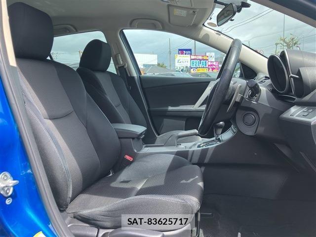 Mazda AXELA SPORT 2012-10 8880636-9
