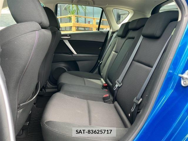 Mazda AXELA SPORT 2012-10 8880636-12