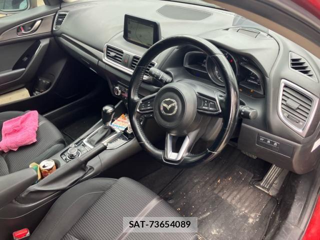 Mazda AXELA SPORT 2017-03 8880634-11