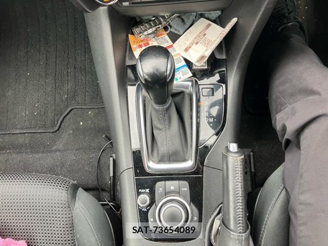 Mazda AXELA SPORT 2017-03 8880634-16