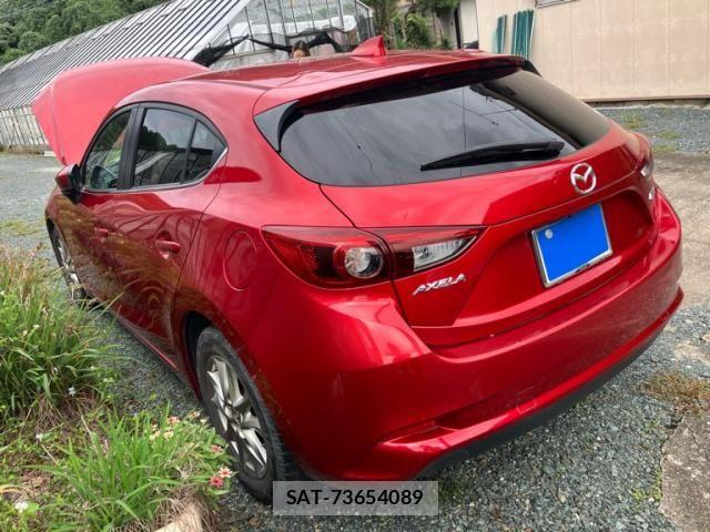 Mazda AXELA SPORT 2017-03 8880634-2