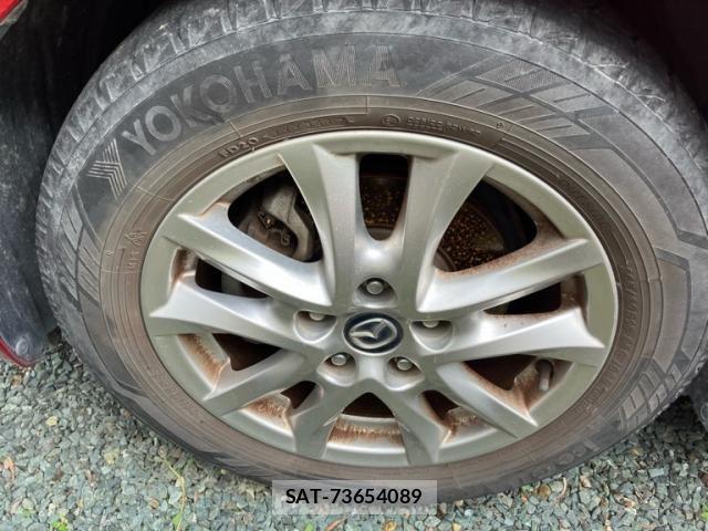 Mazda AXELA SPORT 2017-03 8880634-6