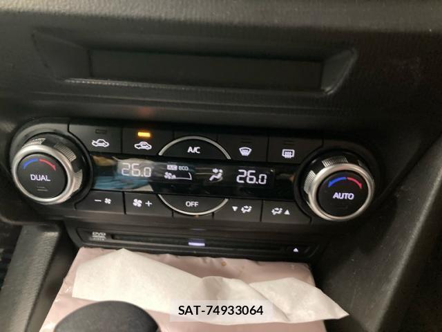Mazda AXELA SPORT 2018-03 8880629-3