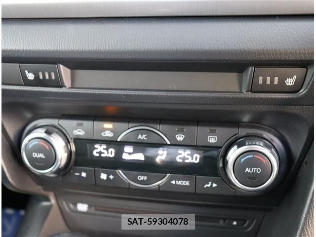 Mazda AXELA SPORT 2014-06 8880633-10