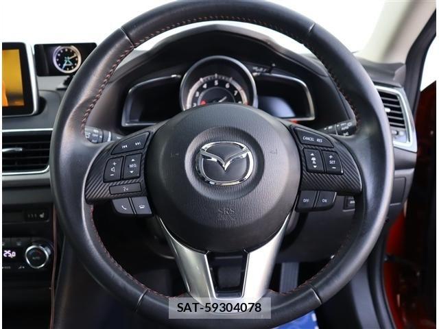 Mazda AXELA SPORT 2014-06 8880633-12