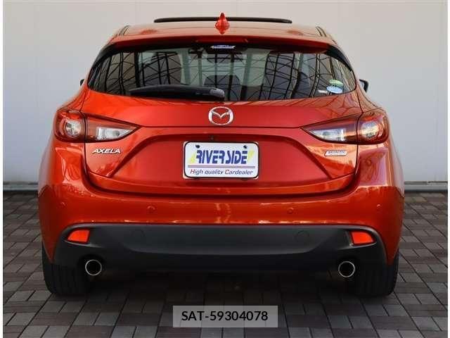 Mazda AXELA SPORT 2014-06 8880633-22