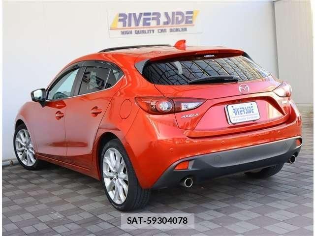Mazda AXELA SPORT 2014-06 8880633-23