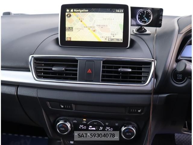 Mazda AXELA SPORT 2014-06 8880633-4