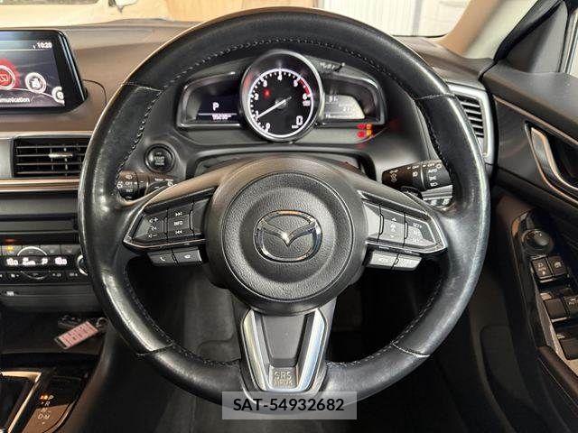 Mazda AXELA SPORT 2017-03 8880632-12