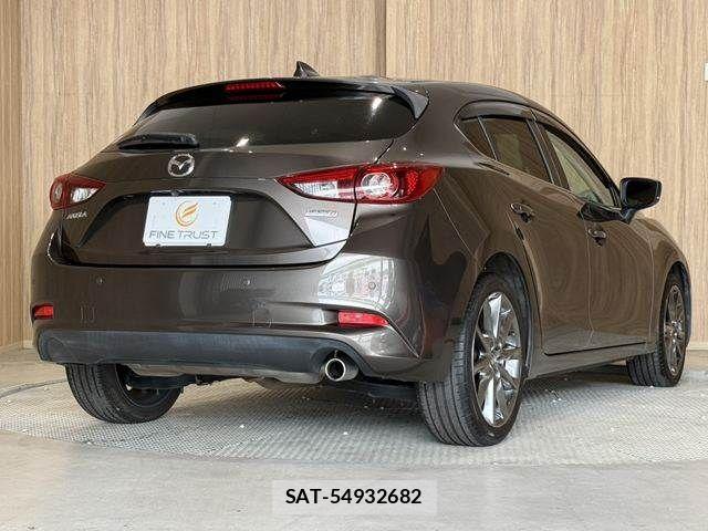 Mazda AXELA SPORT 2017-03 8880632-19