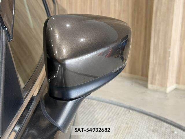 Mazda AXELA SPORT 2017-03 8880632-27