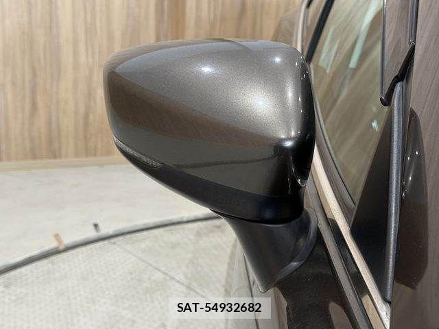 Mazda AXELA SPORT 2017-03 8880632-28