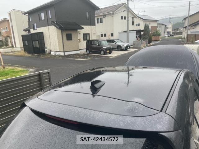 Mazda AXELA SPORT 2016-03 8883876-9