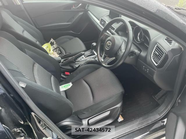 Mazda AXELA SPORT 2016-03 8883876-12