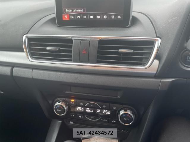 Mazda AXELA SPORT 2016-03 8883876-22