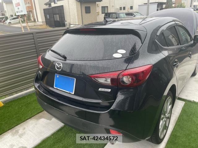 Mazda AXELA SPORT 2016-03 8883876-8