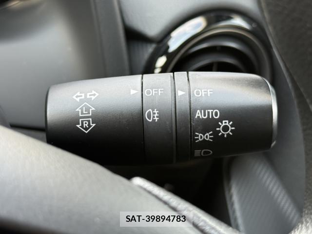 Mazda DEMIO 2018-08 4755285-14
