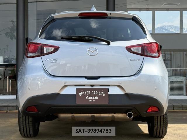 Mazda DEMIO 2018-08 4755285-2